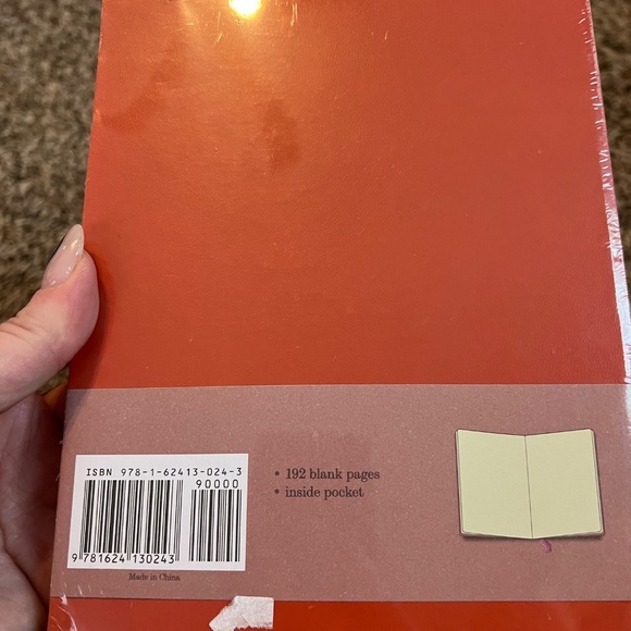 New Scripta notes large blank 192 page notebook color brick with inside pocket - Picture 2 of 4